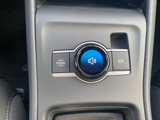 Volkswagen Tiguan 1.5 eHybrid Life Edition | Trekhaak | 18 inch | A.cam | ActivLease financial lease