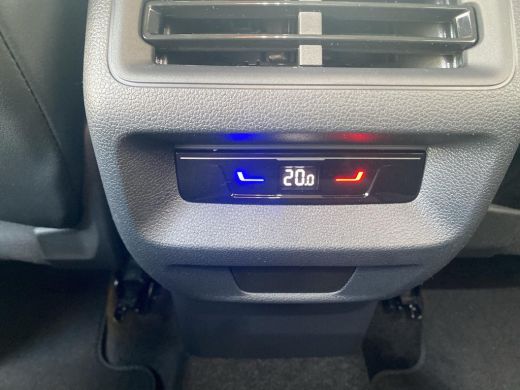 Volkswagen Tiguan 1.5 eHybrid Life Edition | Trekhaak | 18 inch | A.cam | ActivLease financial lease