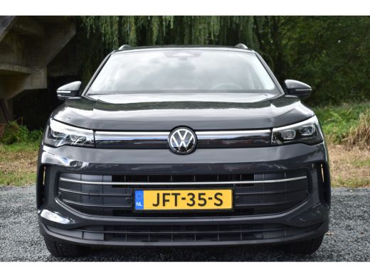 Volkswagen Tiguan 1.5 eTSI DSG LIFE EDITION TREKHAAK/NAVI/CAMERA/IQ-LIGHT ActivLease financial lease