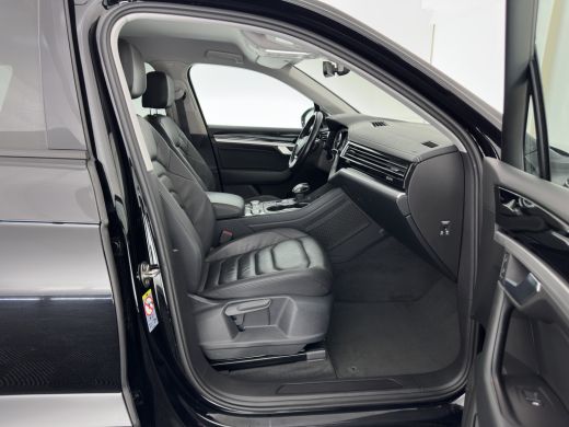 Volkswagen Touareg 3.0 TDI (INCL.BTW) Aut. *ADAPTIVE-CRUISE | LUXURY-LEATHER | FULL-LED | BLIND-SPOT | HEATED-COMFOR... ActivLease financial lease