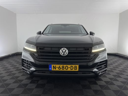 Volkswagen Touareg 3.0 TDI (INCL.BTW) Aut. *ADAPTIVE-CRUISE | LUXURY-LEATHER | FULL-LED | BLIND-SPOT | HEATED-COMFOR... ActivLease financial lease