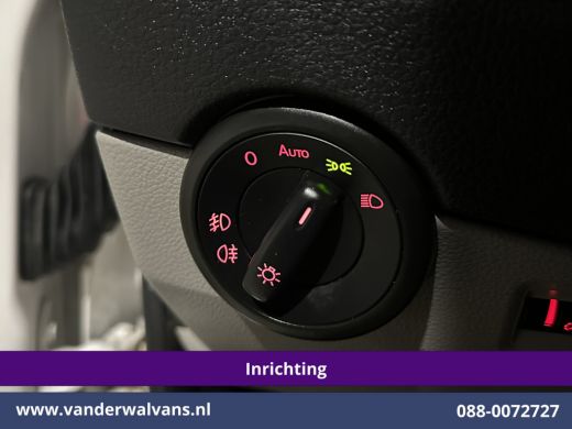 Volkswagen Transporter 2.0 TDI 150pk L2H1 Inrichting Euro6 Airco | Camera | Leder | Cruisecontrol | 2500kg Trekhaak Park... ActivLease financial lease