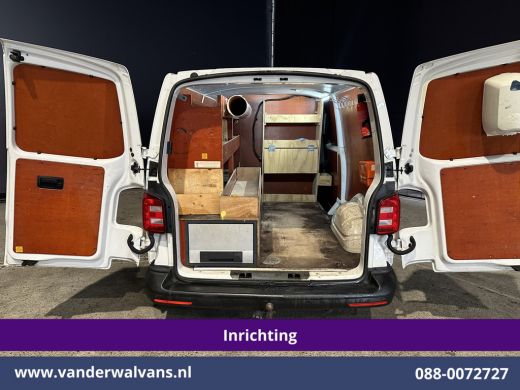 Volkswagen Transporter 2.0 TDI 150pk L2H1 Inrichting Euro6 Airco | Camera | Leder | Cruisecontrol | 2500kg Trekhaak Park... ActivLease financial lease