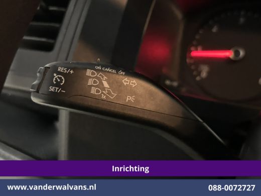 Volkswagen Transporter 2.0 TDI 150pk L2H1 Inrichting Euro6 Airco | Camera | Leder | Cruisecontrol | 2500kg Trekhaak Park... ActivLease financial lease