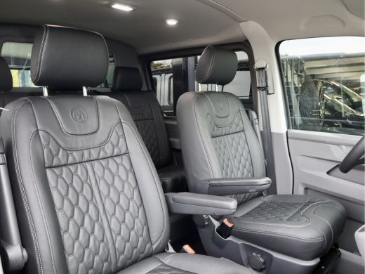 Volkswagen Transporter 2.0 TDI BULLI 150PK DSG LUXE DUBBELE CABINE ActivLease financial lease