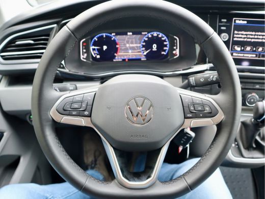 Volkswagen Transporter 2.0 TDI BULLI 150PK DSG LUXE DUBBELE CABINE ActivLease financial lease