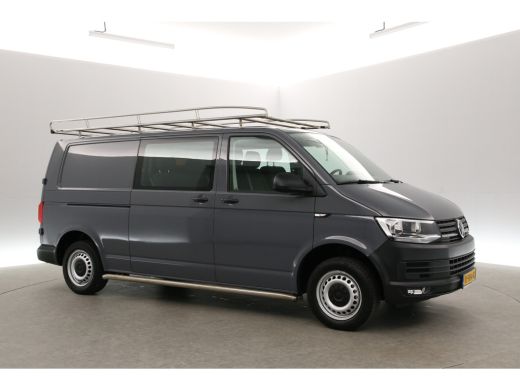 Volkswagen Transporter 2.0 TDI L2H1 | 140PK | DC | Airco | Cruise | Carplay | Trekhaak | Navi | Imperiaal | Parkeersens. ActivLease financial lease
