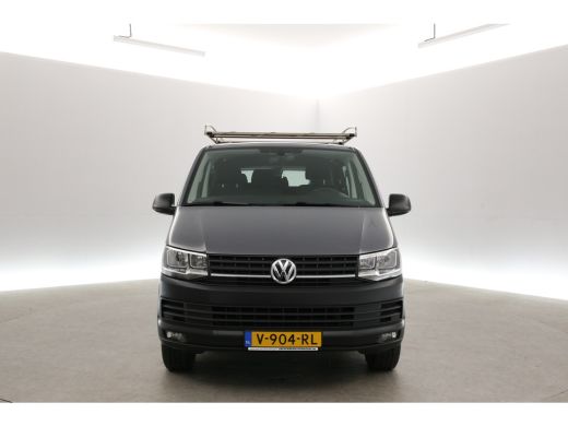 Volkswagen Transporter 2.0 TDI L2H1 | 140PK | DC | Airco | Cruise | Carplay | Trekhaak | Navi | Imperiaal | Parkeersens. ActivLease financial lease