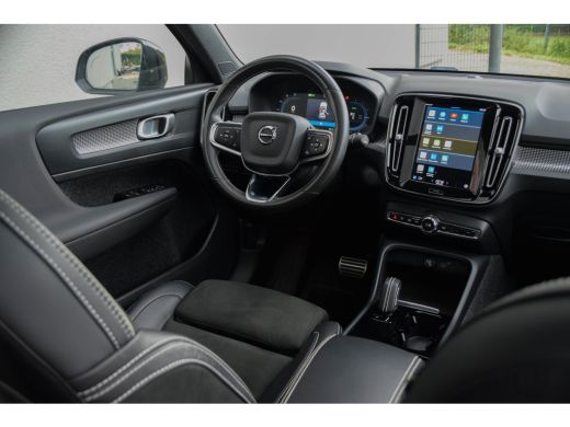 Volvo  XC40 Recharge P8 AWD R-Design / Standkachel/ Virtual Cockpit/ Adaptive Cruise Control/ Panoramadak/ 30... ActivLease financial lease