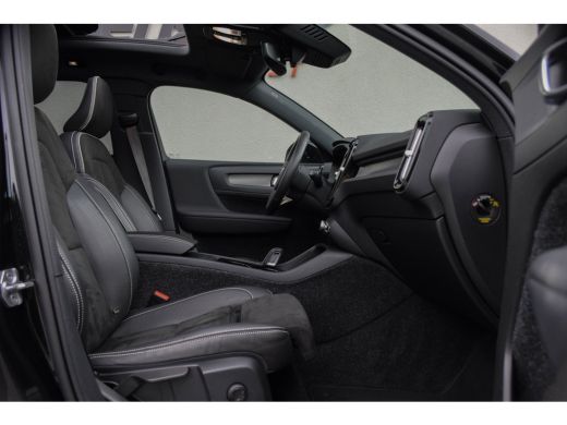Volvo  XC40 Recharge P8 AWD R-Design / Standkachel/ Virtual Cockpit/ Adaptive Cruise Control/ Panoramadak/ 30... ActivLease financial lease