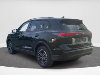 Volkswagen Tiguan 1.5 eHybrid Life Edition | Trekhaak | 18 inch | A.cam |