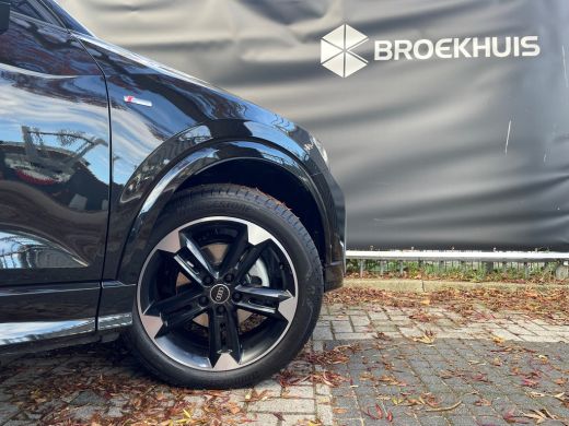 Audi Q2 35 TFSI S line | Sonos | Trekhaak afneembaar | Lederen bekleding | 18" LM velgen | ActivLease financial lease