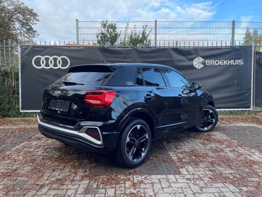 Audi Q2 35 TFSI S line | Sonos | Trekhaak afneembaar | Lederen bekleding | 18" LM velgen | ActivLease financial lease
