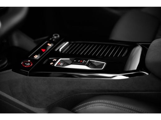 Audi Q6 e-tron SQ6 quattro | B&O 3D | Panoramadak | HUD | S-sportstoelen | ActivLease financial lease