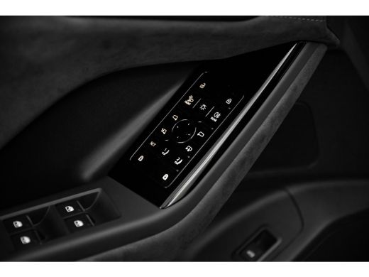 Audi Q6 e-tron SQ6 quattro | B&O 3D | Panoramadak | HUD | S-sportstoelen | ActivLease financial lease