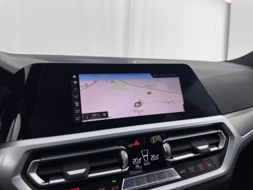 BMW 3 Serie 320i M-Sportpack High Executive (INCL-BTW) *LEATHER-ALCANTARA | FULL-LED | DIGI-COCKPIT | HEATED-... ActivLease financial lease