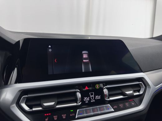 BMW 3 Serie 320i M-Sportpack High Executive (INCL-BTW) *LEATHER-ALCANTARA | FULL-LED | DIGI-COCKPIT | HEATED-... ActivLease financial lease