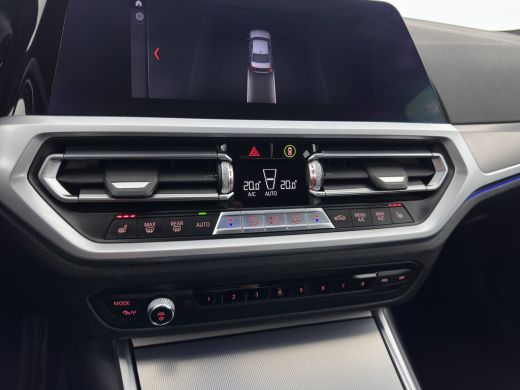 BMW 3 Serie 320i M-Sportpack High Executive (INCL-BTW) *LEATHER-ALCANTARA | FULL-LED | DIGI-COCKPIT | HEATED-... ActivLease financial lease