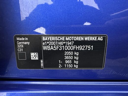 BMW 3 Serie 320i M-Sportpack High Executive (INCL-BTW) *LEATHER-ALCANTARA | FULL-LED | DIGI-COCKPIT | HEATED-... ActivLease financial lease