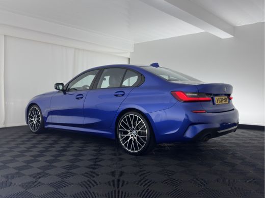 BMW 3 Serie 320i M-Sportpack High Executive (INCL-BTW) *LEATHER-ALCANTARA | FULL-LED | DIGI-COCKPIT | HEATED-... ActivLease financial lease