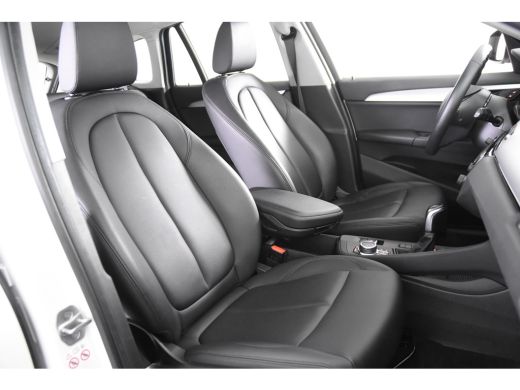 BMW X1 sDrive18i *1ste Eigenaar*Leer*Navigatie*Stoelverwarming* ActivLease financial lease