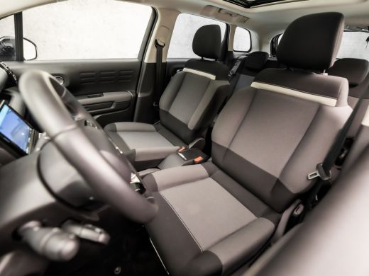 Citroën C3 Aircross 1.2 PureTech Max Sport (PANORAMADAK, APPLE CARPLAY, GROOT NAVI, 360 CAMERA, LM VELGEN, SPORTSTOEL... ActivLease financial lease