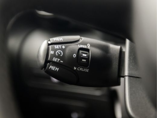 Citroën C3 Aircross 1.2 PureTech Max Sport (PANORAMADAK, APPLE CARPLAY, GROOT NAVI, 360 CAMERA, LM VELGEN, SPORTSTOEL... ActivLease financial lease