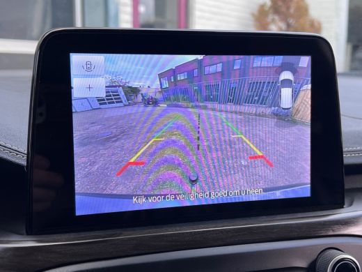 Ford Focus 1.5 150pk/Autom./Vignale/Adaptive/Matrix-led/HUD/B&O/Trekh./Leder/Virtual ActivLease financial lease