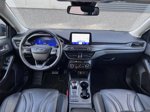 Ford Focus 1.5 150pk/Autom./Vignale/Adaptive/Matrix-led/HUD/B&O/Trekh./Leder/Virtual ActivLease financial lease