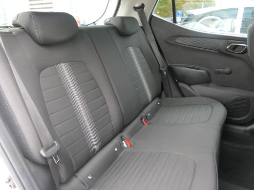 Hyundai i10 1.0 Comfort Smart | Navigatie | Cruise Control | Camera | LED | DAB | CarPlay/Android Auto | ActivLease financial lease