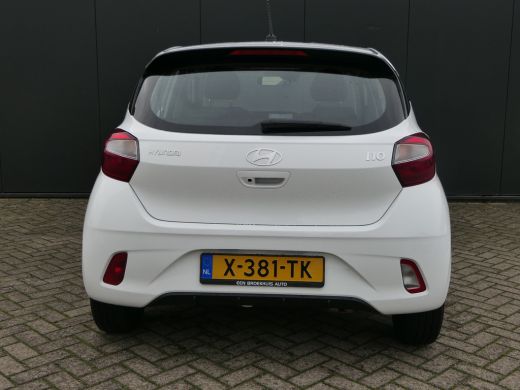 Hyundai i10 1.0 Comfort Smart | Navigatie | Cruise Control | Camera | LED | DAB | CarPlay/Android Auto | ActivLease financial lease