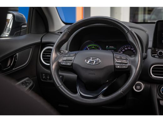 Hyundai Kona 1.6 GDI HEV Fashion Sky | Trekhaak | Schuif-/kanteldak | Cruise adaptief | Camera | Apple Carplay... ActivLease financial lease