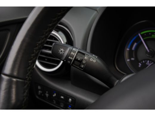 Hyundai Kona 1.6 GDI HEV Fashion Sky | Trekhaak | Schuif-/kanteldak | Cruise adaptief | Camera | Apple Carplay... ActivLease financial lease