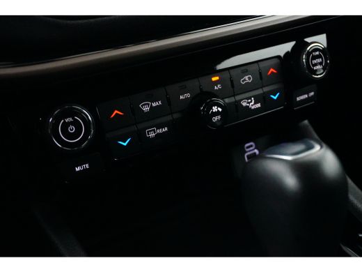 Jeep Compass Limited Plug-In Hybrid 4WD 240PK! | Adaptief Cruise | Camera | Navigatie | Clima | Automaat! | Le... ActivLease financial lease