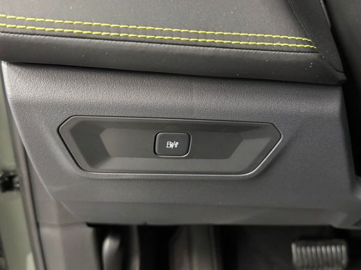 Lynk & Co 01 1.5 Core | Achteruitrijcamera | Alarmsysteem | Apple Carplay/Android Auto|telefoonintegratie premium ActivLease financial lease