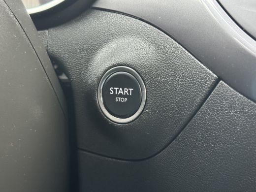 Opel Crossland X 1.2 Turbo Online Edition 110PK AUT | Comfort Pakket | Apple Carplay/Android Auto | Trekhaak | Air... ActivLease financial lease