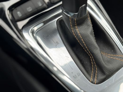 Opel Crossland X 1.2 Turbo Online Edition 110PK AUT | Comfort Pakket | Apple Carplay/Android Auto | Trekhaak | Air... ActivLease financial lease