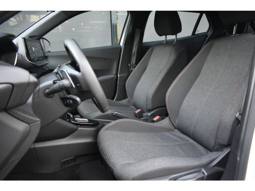 Peugeot 2008 1.2 Hybrid 136 Style | Navigatie by App | Parkeersensoren | Cruise Control | Full-LED | !! ActivLease financial lease