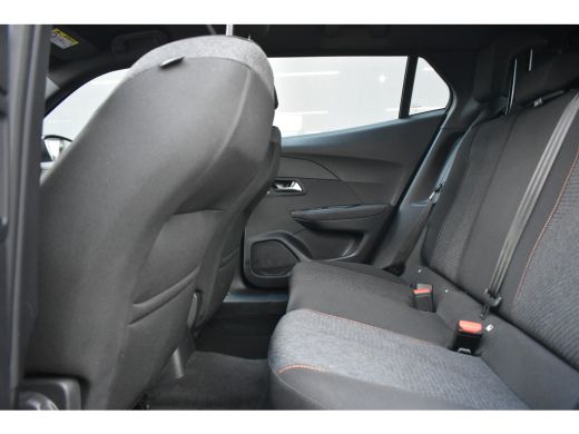 Peugeot 2008 1.2 Hybrid 136 Style | Navigatie by App | Parkeersensoren | Cruise Control | Full-LED | !! ActivLease financial lease