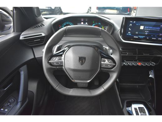 Peugeot 2008 1.2 Hybrid 136 Style | Navigatie by App | Parkeersensoren | Cruise Control | Full-LED | !! ActivLease financial lease