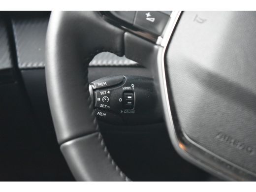 Peugeot 2008 1.2 Hybrid 136 Style | Navigatie by App | Parkeersensoren | Cruise Control | Full-LED | !! ActivLease financial lease