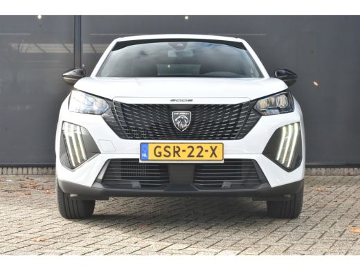 Peugeot 2008 1.2 Hybrid 136 Style | Navigatie by App | Parkeersensoren | Cruise Control | Full-LED | !! ActivLease financial lease