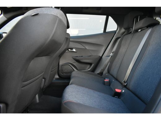 Peugeot 2008 1.2 Hybrid 136 Style | Navigatie by App | Parkeersensoren | Cruise Control | Full-LED | !! ActivLease financial lease