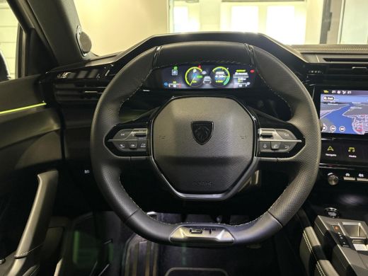 Peugeot 308 1.6 Plug-in Hybrid 180 GT|Black Pack|Panodak|360|FOCAL|Carplay|Navi|PDC|ACC|Side assist|Lane Assist| ActivLease financial lease