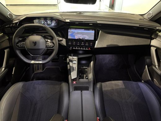 Peugeot 308 1.6 Plug-in Hybrid 180 GT|Black Pack|Panodak|360|FOCAL|Carplay|Navi|PDC|ACC|Side assist|Lane Assist| ActivLease financial lease