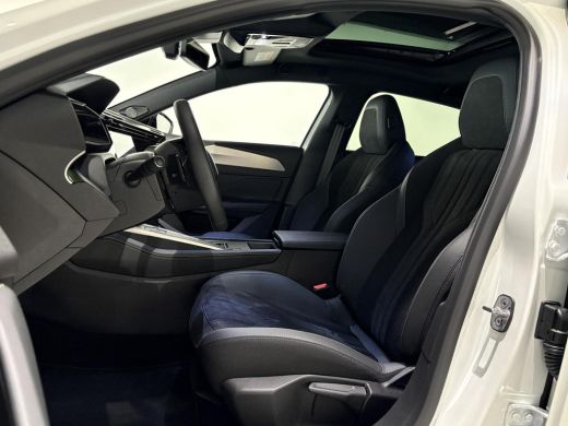 Peugeot 308 1.6 Plug-in Hybrid 180 GT|Black Pack|Panodak|360|FOCAL|Carplay|Navi|PDC|ACC|Side assist|Lane Assist| ActivLease financial lease