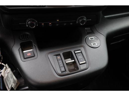 Peugeot Partner 1.5 BlueHDi 130 EAT8 S&S L1 Trekhaak | Digitale binnenspiegel | Camera | All-Season banden | Crui... ActivLease financial lease