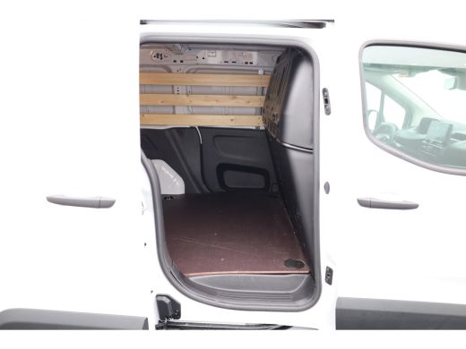 Peugeot Partner 1.5 BlueHDi 130 EAT8 S&S L1 Trekhaak | Digitale binnenspiegel | Camera | All-Season banden | Crui... ActivLease financial lease