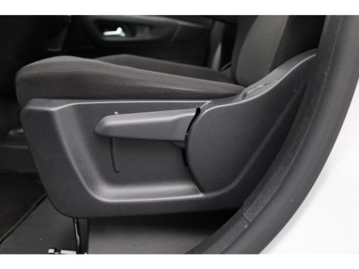 Peugeot Partner 1.5 BlueHDi 130 EAT8 S&S L1 Trekhaak | Digitale binnenspiegel | Camera | All-Season banden | Crui... ActivLease financial lease