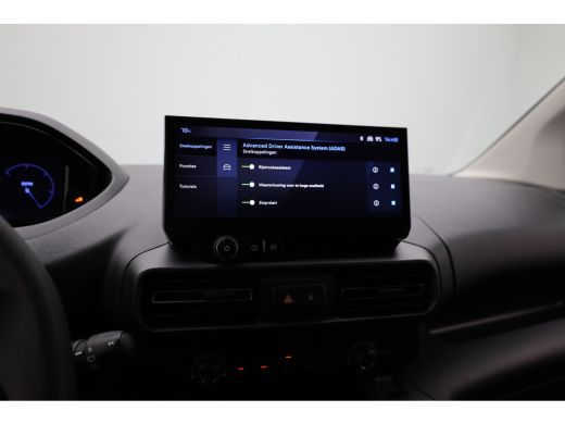 Peugeot Partner 1.5 BlueHDi 130 EAT8 S&S L1 Trekhaak | Digitale binnenspiegel | Camera | All-Season banden | Crui... ActivLease financial lease